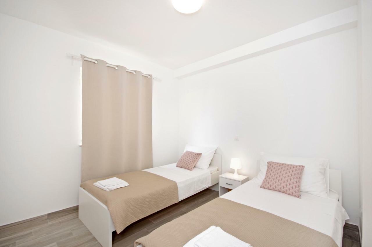 Apartman Frado *