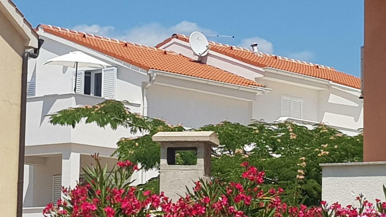 Frado Apartman